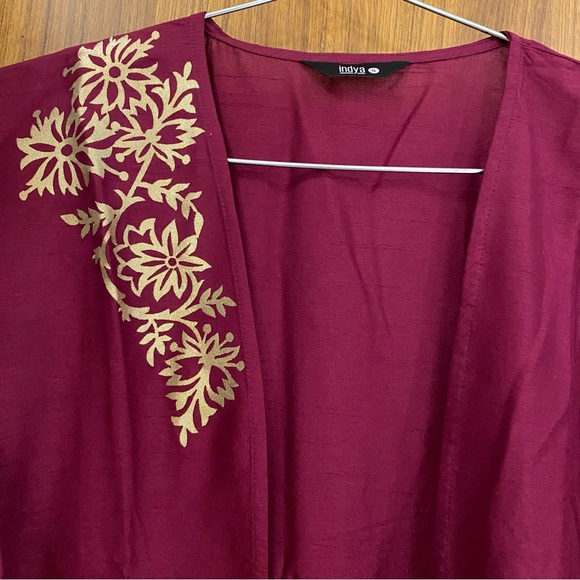 Indya Wine Embellished Longline Shrug. Size S - Picture 3 of 4